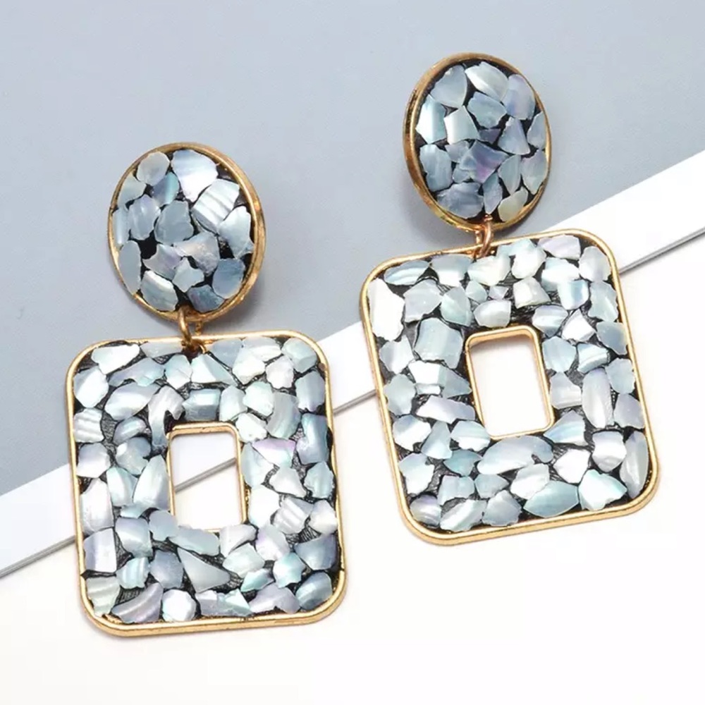FREE SHIPPING ON ORDERS $25 + - Picture 10 of 16